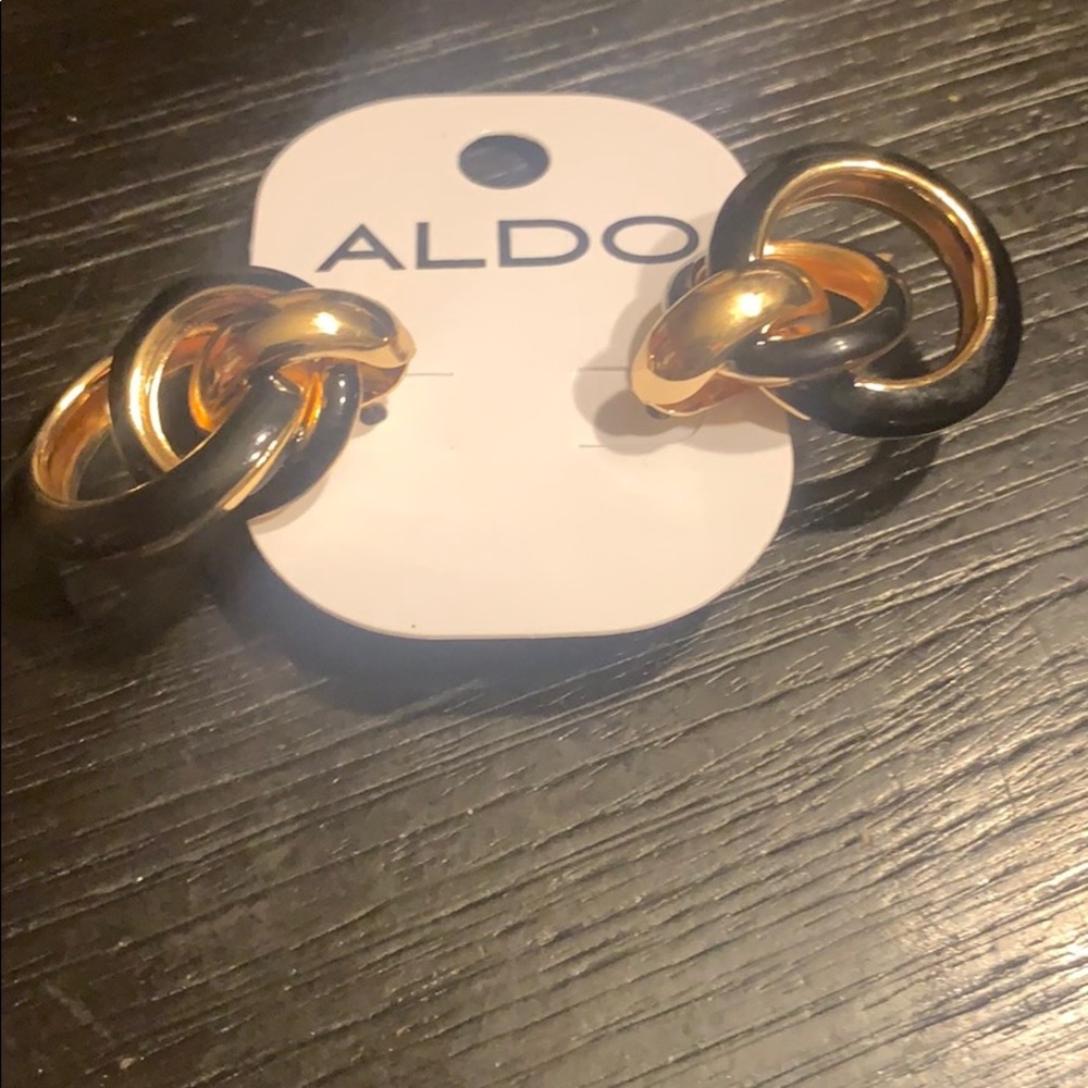 Jewelry - Picture 3 of 4